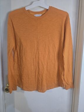 Liz Claiborne Long Sleeve Tee in Orange